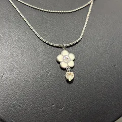 MARY QUANT マリークワント 二重　ネックレス フラワー 花 ハート チャーム シルバー ホワイト レディース アクセサリー