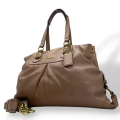 コーチ トートバッグ ベージュ ギャザー レザー 本革 2way ハンドバッグ ショルダーバッグ 斜め掛け可 ワンショルダー ゴールド金具 ロゴタグ チャーム付き COACH F15512