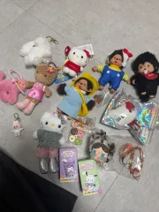 ぬいぐるみ・キーホルダー ハローキティ、モンチッチ、クライングベイビーなど まとめ売り