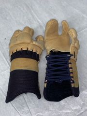 Item thumbnail for item 7cf07e8e-43c8-4675-be10-45e11458a895