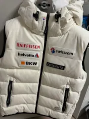 デサント 白 ダウン ベスト (s)