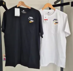 NIKE トリプル スウッシュ 半袖Tシャツ 新品 (ユニセックス)