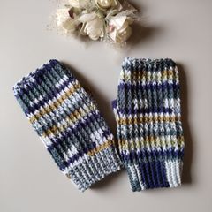 Item thumbnail for item 81c57b9f-63f9-42e4-b95d-06ae87367584