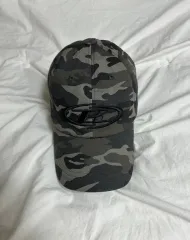 BORN TO WIN カモフラージュ ベースボールキャップ
