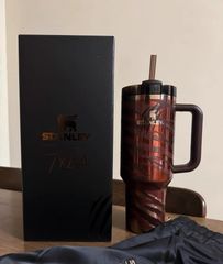 Item thumbnail for item 850c4df1-2b1a-463f-8c50-d0f0d4b4cc48