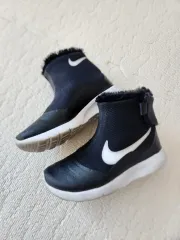 ナイキ タンジュン ハイ 冬 キッズ ファー ブーツ サイズ 180mm 靴 スニーカー