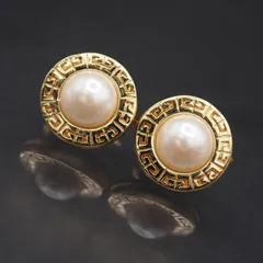 L922 ジバンシイ GIVENCHY PARIS NEW YORK イヤリング フェイクパール ロゴ ゴールド デザイン