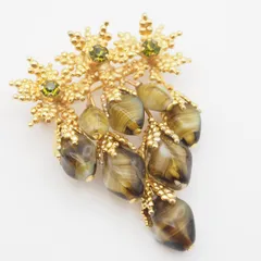 L910 MADE IN AUSTRIA刻印 ブローチ カラーストーン風 ゴールド デザイン コスチュームジュエリー