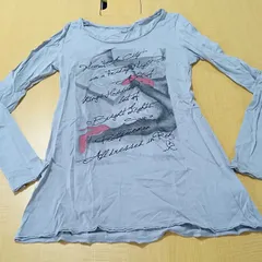 ♡渋谷系／原宿系♡【Creation Works／クリエーションワークス】薄グレー 写真プリント 英文ロゴ　薄生地 スリム ロング ロンT　286.