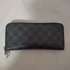 Item thumbnail for item 12d878db-75ca-4c57-b78f-13817e4809ec