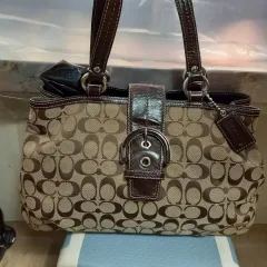 コーチ シグネチャー ショルダーバッグ 縦34 横24