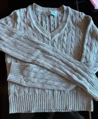 ペイルジェイド ケーブル vネック ニット