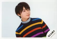 【中古】生写真(ジャニーズ) なにわ男子/大西流星/横型・バストアップ・衣装黒・カラフル・両手下・目線右・背景白/「関ジュ 夢の関西アイランド 2020 in 京セラドーム大阪 ～遊びにおいでや!満足 100%～」グッズオフショット/公式生写真