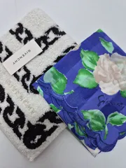 【新品】GIVENCHY レディースハンカチ & タオルハンカチ セット