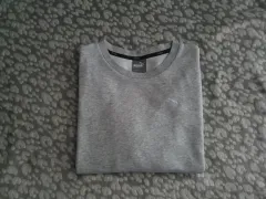 プーマ ロゴ 長袖Tシャツ NIKE アディダス ニューバランス UNIQLO スウェット フーディー