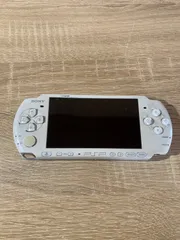 7295 PlayStation ポータブル PSP 3000 パールホワイト 動作確認済み