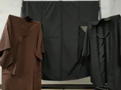 平和屋着物●男性　色無地　アンサンブル・長襦袢セット　着物・羽織：黒地　長襦袢：焦茶色　洗える着物　未使用　CABB4388yc