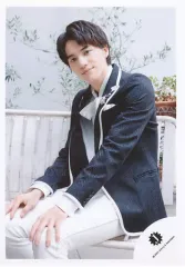 【中古】生写真(ジャニーズ) 美 少年/岩崎大昇/膝上/「JOHNNYS’ IsLAND THE NEW WORLD」グッズオフショット/公式生写真