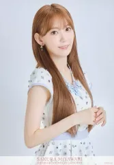 【中古】生写真(AKB48・SKE48) 宮脇咲良/「君はメロディー」衣装/宮脇咲良 卒業コンサートグッズ ランダム メモリアル生写真
