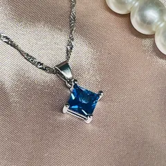 ブルーサファイアシルバーネックレス　925刻印有り