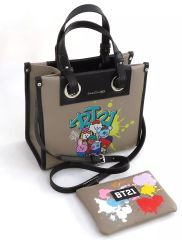 【中古】バッグ スクエアバッグ チャコール 「BT21 Collection meets SAMANTHAVEGA(サマンサベガ)」