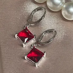 ルビーレッドシルバーフープピアス　925刻印有りartificial