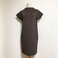SACRA サクラ Iライン 半袖 ワンピース スラッシュドネック ダンボール ストレッチ Sサイズ ブラウンのサムネイル