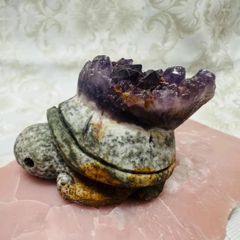 極上】ウルグアイ産アメジスト超大置物【リス】（幸運水晶） 天然水晶 
