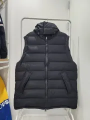 2026年最新】y-3 ダウンベストの人気アイテム - メルカリ