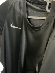 ナイキ ドライフィット ブラック 半袖