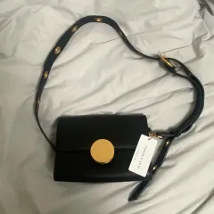 チャールズアンドキース バッグ