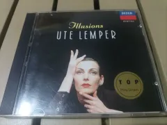 Ute Lemper の Illusions CD です