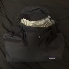 パタゴニア トレントシェル 3L ウィンドブレーカー (M)