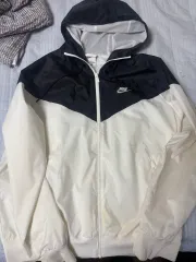 ナイキ ウィンドランナー l