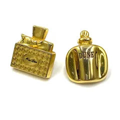 Christian Dior クリスチャン　ディオール　香水　ボタン　モチーフ　ピンバッチ　ブローチ　コサージュ　ピンバッジ　ゴールド