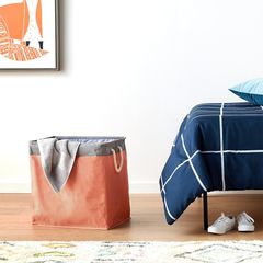 Item thumbnail for item 4f7c1d25-3938-4bb8-bd7d-53afcc5f105e