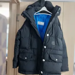 アディダス ブラック ダウン アウター フーディー