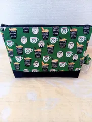 オムツポーチ(しろくまカフェグリーン×ブラック)