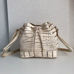 クロコダイル型押し バニラ ホワイト 巾着 ショルダーバッグ