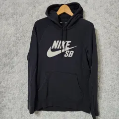 H978 100 ナイキ SB フード Tシャツ