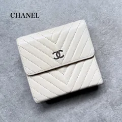 CHANEL シャネル 三つ折り財布 Vステッチ wホック レザー ココマーク 白 シルバー金具 キルティング マトラッセ コンパクトウォレット