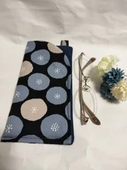 ハンドメイド　メガネケース　サークル　ミニあんぱん　水色　紺　B074