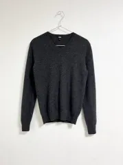 ユニクロ カシミア100% チャコール