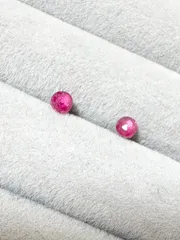 ルビー ピアス 約4mm 18Kコーティング ゴールド サージカルステンレス