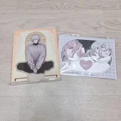 愛せ 偽りの 天使たち ウッズキー 九井 一 特典 アクリル バッジ