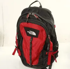 THE NORTH FACE ザノースフェイス 핫팩バックパック ブラック/レッド