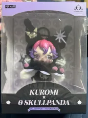 スカルパンダ X クロミ コラボ キーホルダー ぬいぐるみ POP MART (ポップマート ) コリア KUROMI