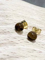 スモーキークォーツ ピアス 6mm ラウンド ゴールド 18Kコーティング サージカルステンレス