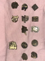 名探偵コナン 名探偵コナン 劇場版 1-12版 & 21版 バッジ コレクション