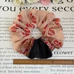 年末セール☆ハンドメイドシュシュ☆ベビーピンク花柄